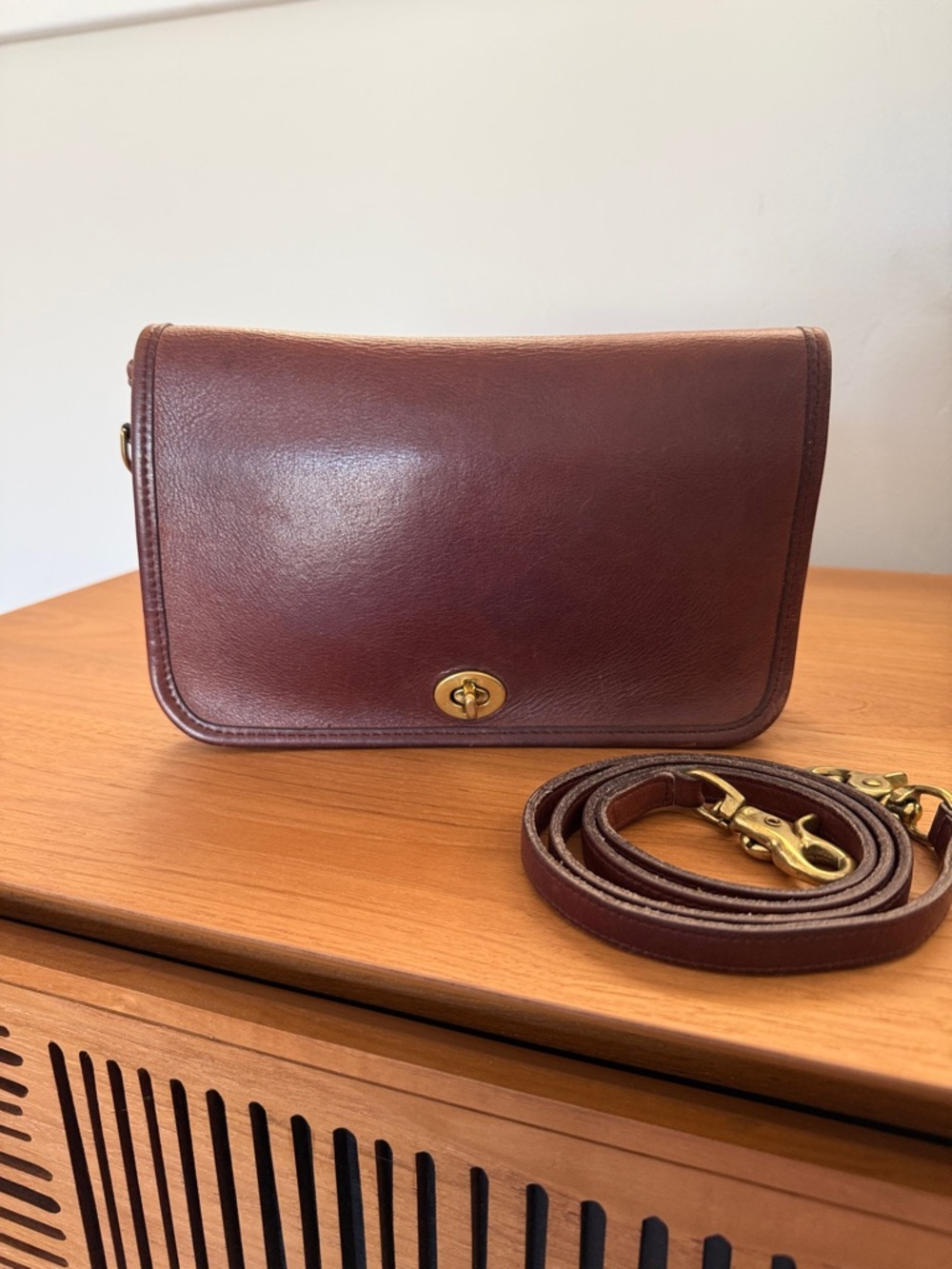 Vintage Coach Pocket Purse in Mahogany